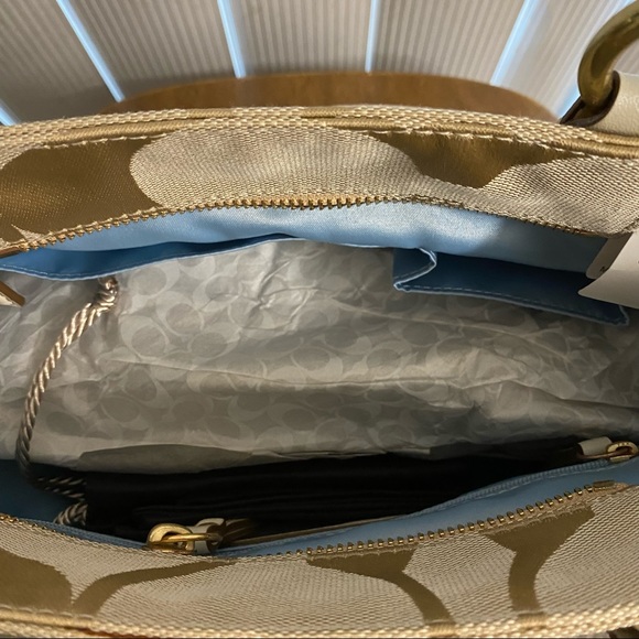 2000s Coach Beige Purse - Picture 3 of 4